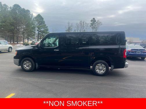 2014 Nissan NV Passenger NV3500 HD SL V8