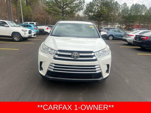 2019 Toyota Highlander LE I4