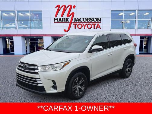 2019 Toyota Highlander LE I4