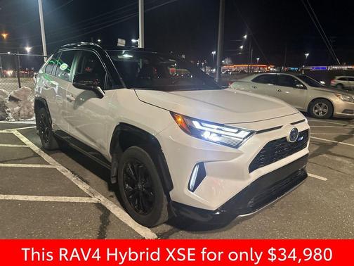 2024 Toyota RAV4 Hybrid SE