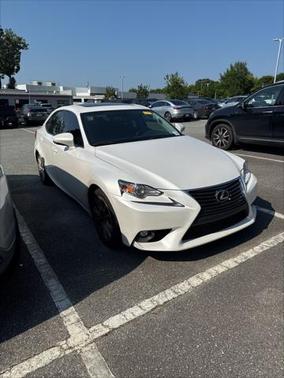 2016 Lexus IS 200t Base