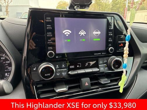 Blizzard Pearl 2021 Toyota Highlander XSE