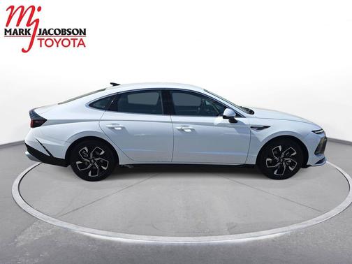 Serenity White 2025 Hyundai SONATA SEL