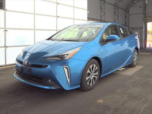 2021 Toyota Prius XLE