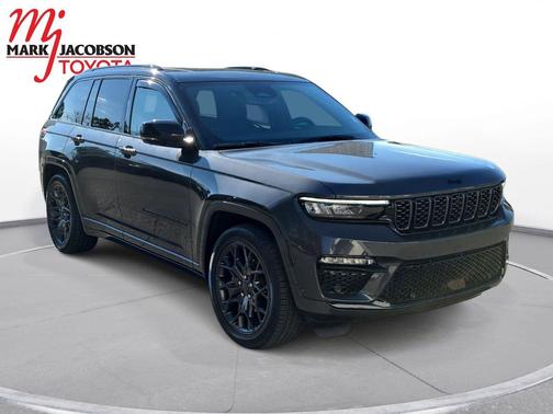 2025 Jeep Grand Cherokee Summit