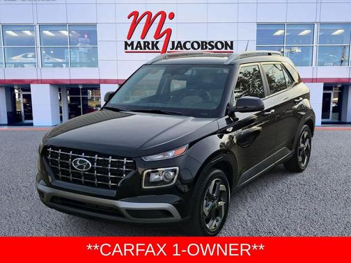 2024 Hyundai VENUE SEL