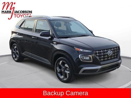 2024 Hyundai VENUE SEL