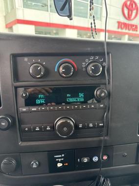2017 Chevrolet Express 2500 LS