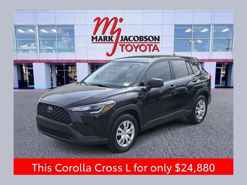 Jet Black 2024 Toyota Corolla Cross L