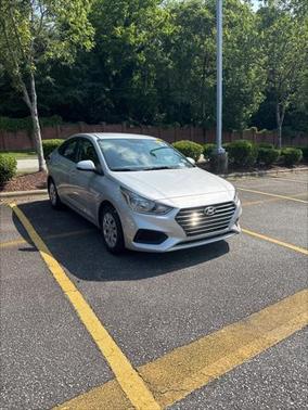 2022 Hyundai Accent SE