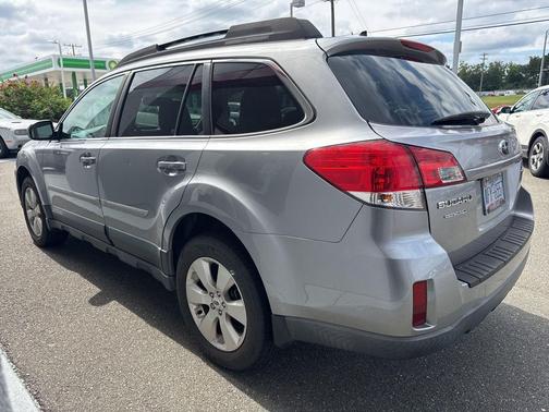 2011 Subaru Outback 2.5 i Limited