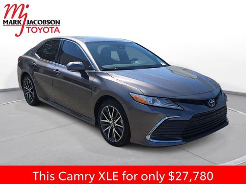 Predawn Gray Mica 2024 Toyota Camry XLE
