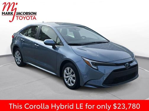 Celestite 2025 Toyota Corolla Hybrid SE