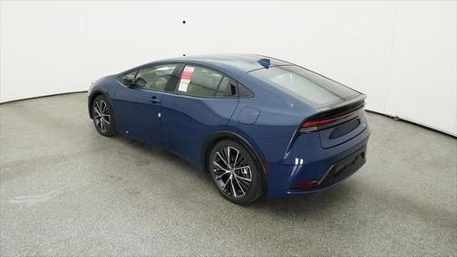 2025 Toyota Prius XLE