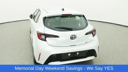 Wind Chill Pearl 2026 Toyota Corolla SE