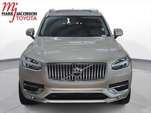 2023 Volvo XC90 B6 Ultimate 7-Seater