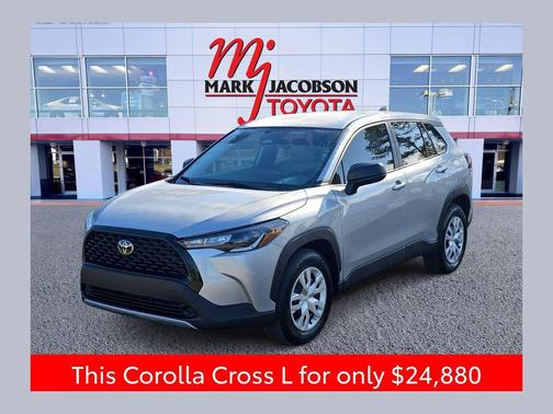 Sonic Silver 2024 Toyota Corolla Cross L