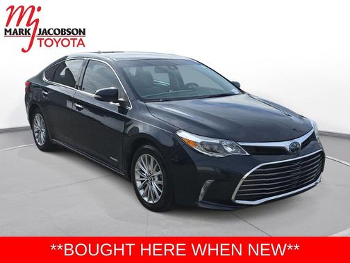 2017 Toyota Avalon Hybrid Limited