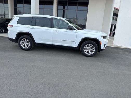 Bright White Clearcoat 2022 Jeep Grand Cherokee L Limited