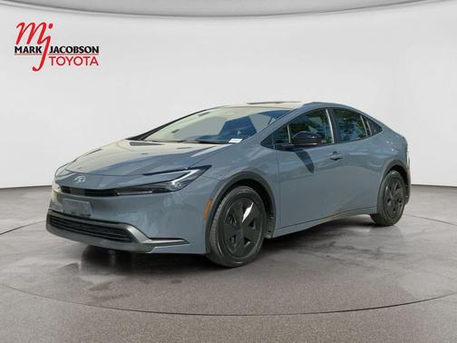 Guardian Gray 2025 Toyota Prius LE