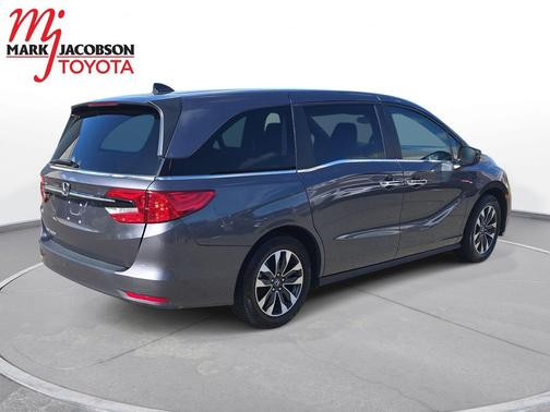 Modern Steel Metallic 2024 Honda Odyssey EX-L