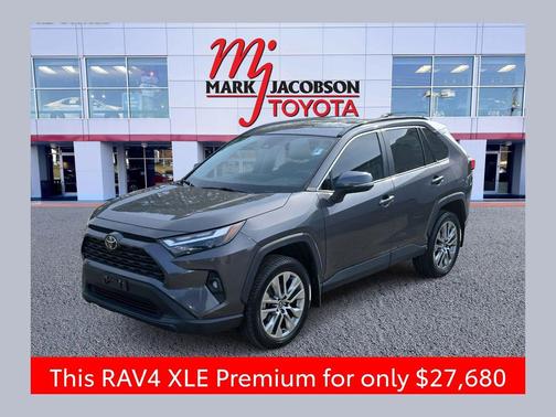 2022 Toyota RAV4 XLE Premium