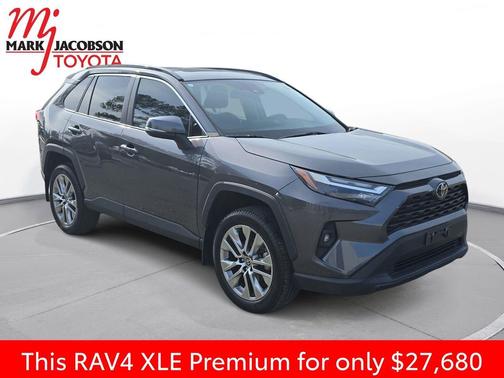 2022 Toyota RAV4 XLE Premium
