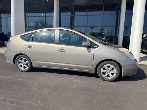 2005 Toyota Prius Base