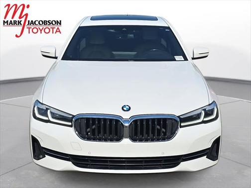2021 BMW 530 530i