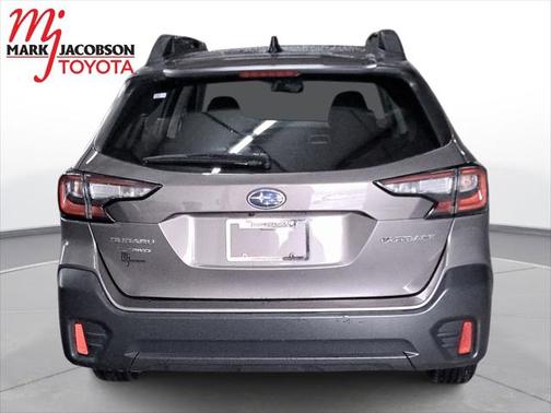 2022 Subaru Outback Base