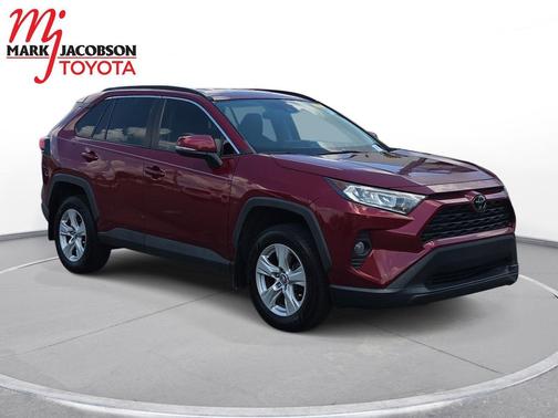 2020 Toyota RAV4 XLE