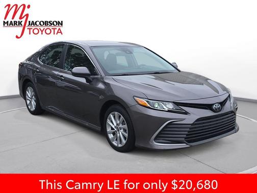 2024 Toyota Camry LE