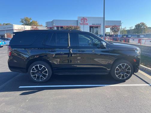 2023 Chevrolet Tahoe 4WD RST