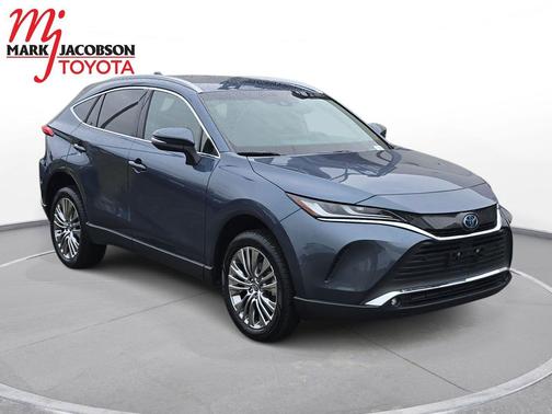 2024 Toyota Venza XLE