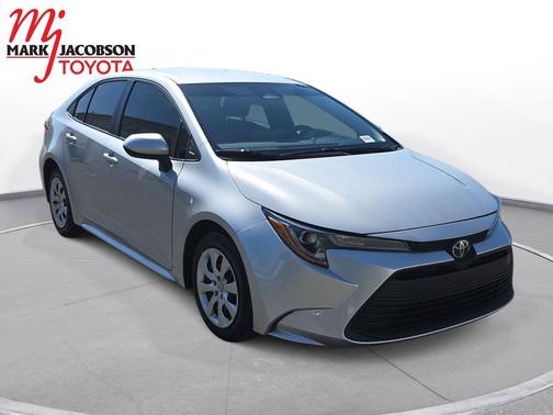 Classic Silver Metallic 2025 Toyota Corolla LE