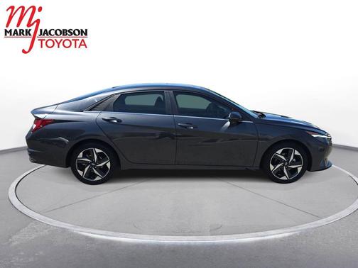 Portofino Gray 2022 Hyundai ELANTRA Limited