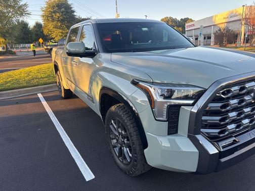 2025 Toyota Tundra Platinum