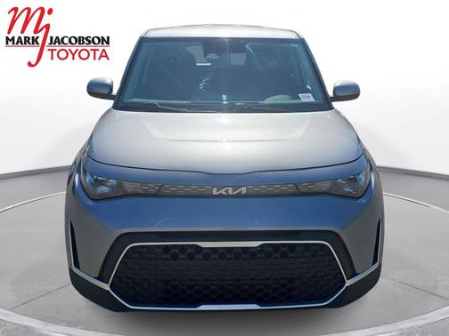 Steel Gray 2024 Kia Soul LX