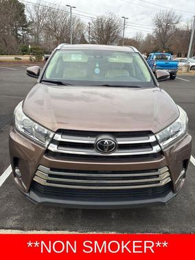 Toasted Walnut Pearl 2018 Toyota Highlander Limited