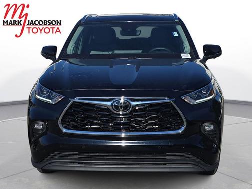 2025 Toyota Highlander Hybrid Limited