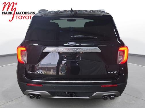 AGATE BLACK METALLIC 2022 Ford Explorer Platinum