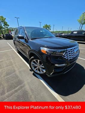 AGATE BLACK METALLIC 2022 Ford Explorer Platinum