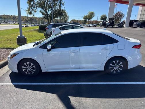 2022 Toyota Corolla Hybrid SE