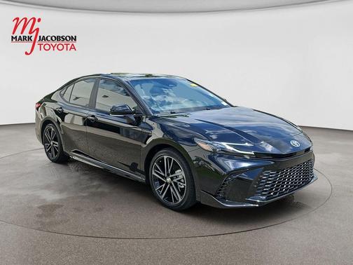 Midnight Black Metallic 2026 Toyota Camry XSE