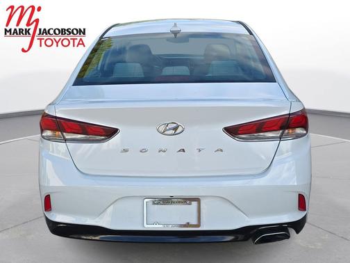 2018 Hyundai SONATA SEL