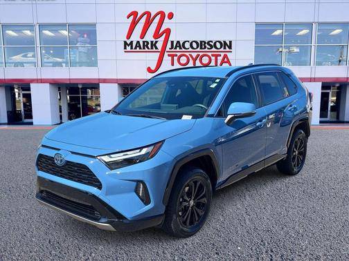 2023 Toyota RAV4 Hybrid SE