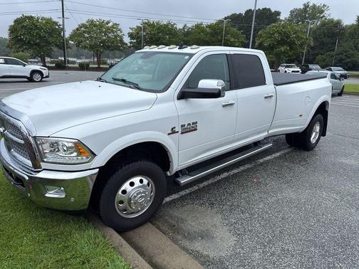 2016 RAM 3500 Laramie