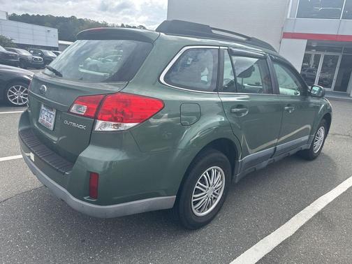 2011 Subaru Outback 2.5i