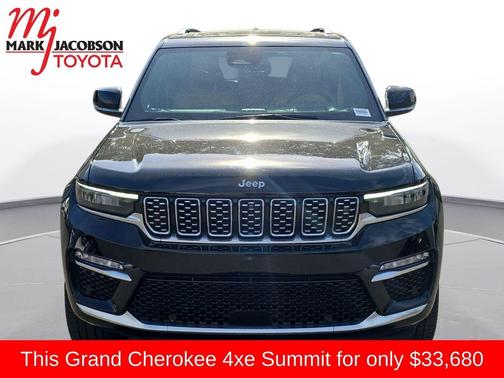 Diamond Black Crystal Pearlcoat 2022 Jeep Grand Cherokee 4xe Summit
