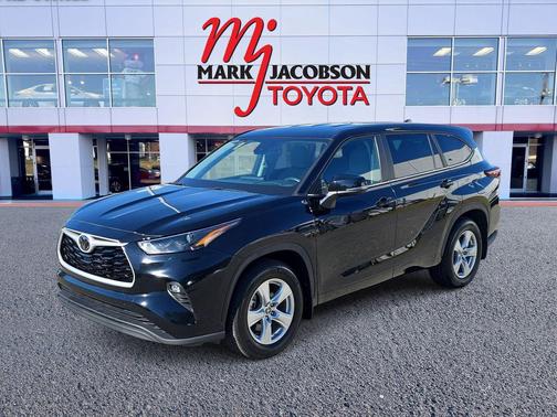 2025 Toyota Highlander LE